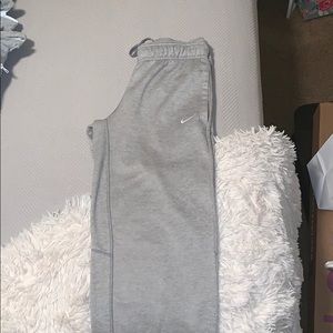 Nike therma fit size small sweat pants